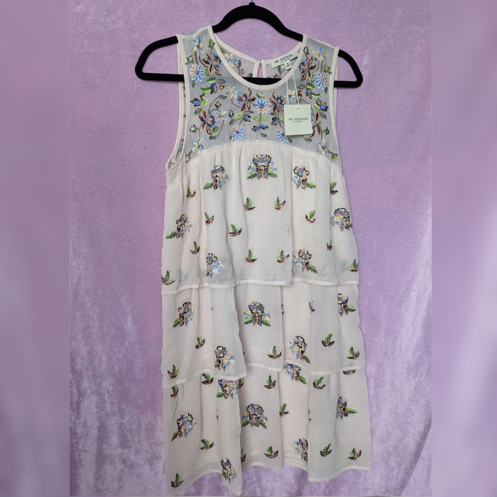 🌺 Free generation LA peach embroidered dress